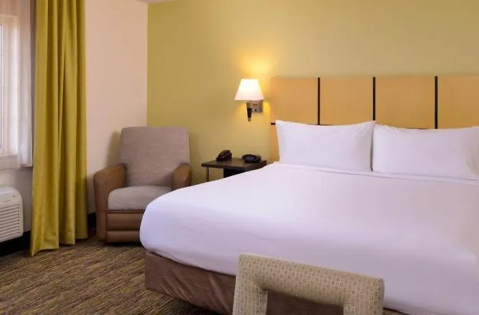 Candlewood Bloomington-normal By Ihg Hotel Normal