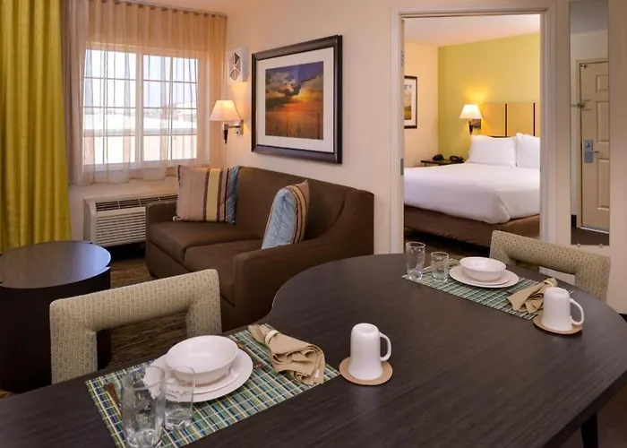 Candlewood Bloomington-normal By Ihg 3*
