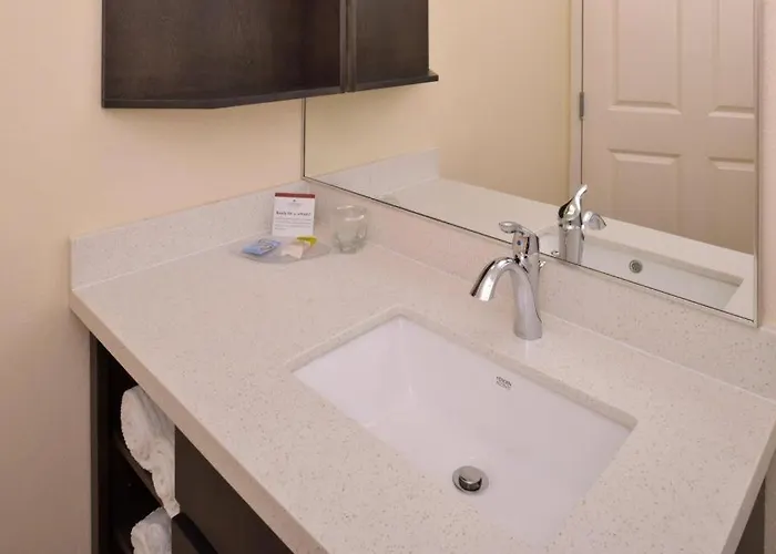 Candlewood Bloomington-normal By Ihg Hotel Normal