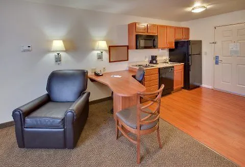 Hotel Candlewood Bloomington-normal By Ihg Normal
