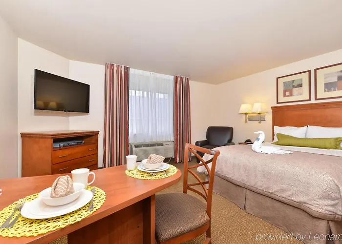 Hotel Candlewood Bloomington-normal By Ihg