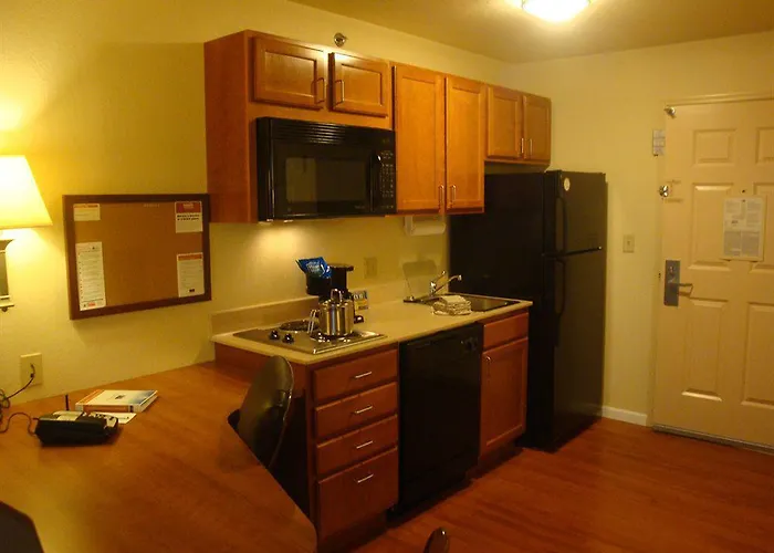 Candlewood Bloomington-normal By Ihg 3*
